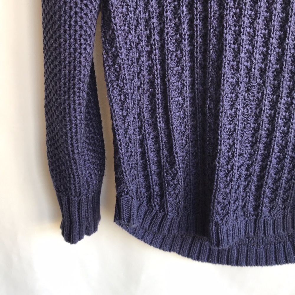 Calvin Klein Jeans navy acrylic sweater, size L - Picture 3 of 8